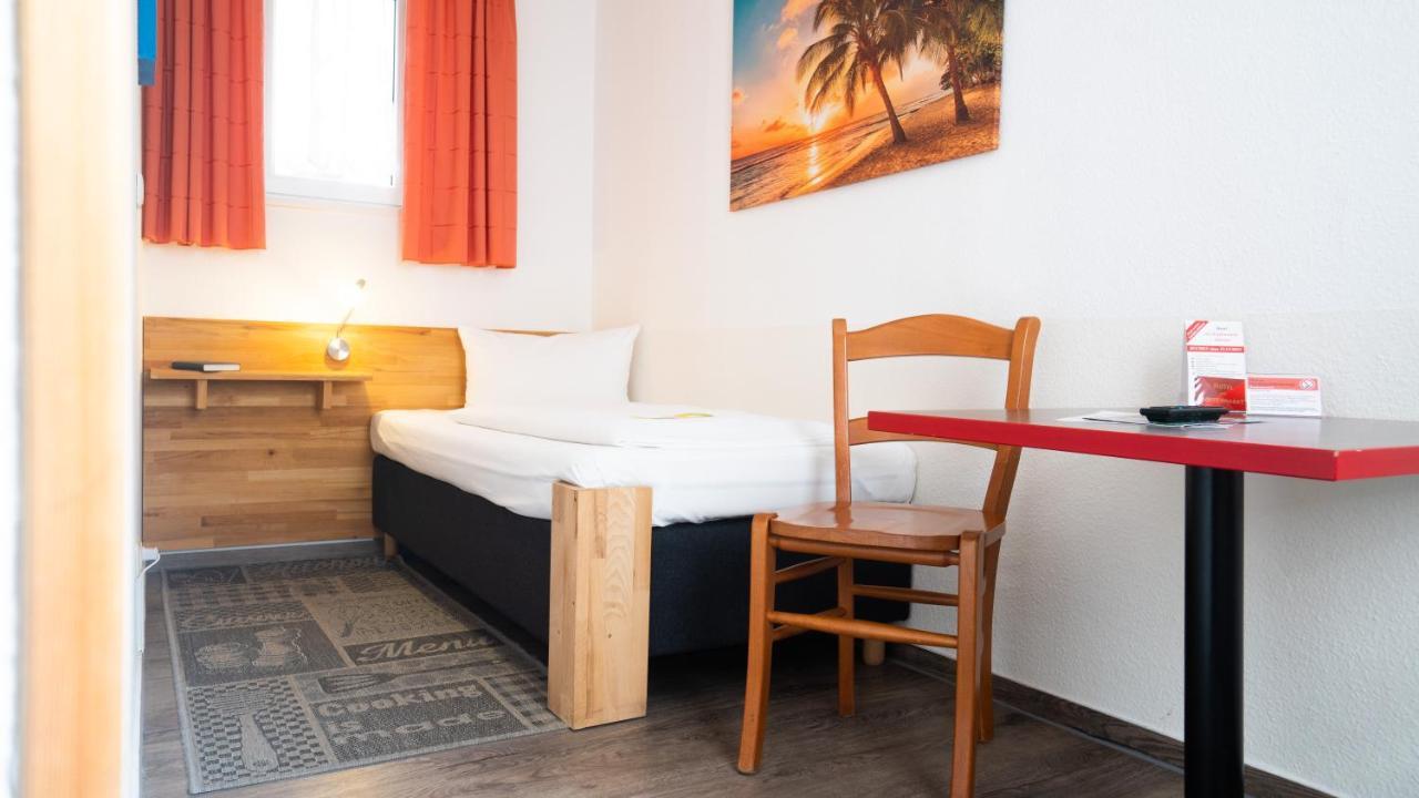 Aalreuse Hotel 2*